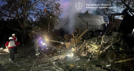 Было 4 "прилета": последствия обстрела Шевченковского района Запорожья
