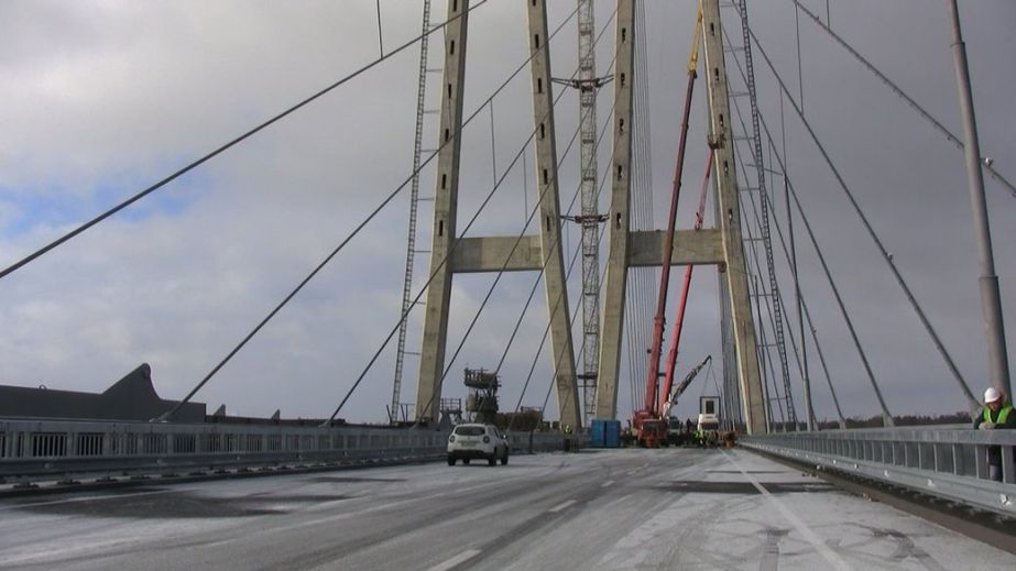 Патрульные Запорожья за сутки оштрафовали 31 водителя на мосту