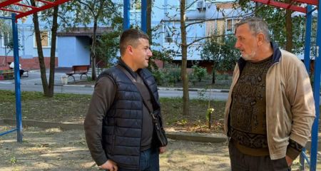 На Фортечной в Запорожье обновили спортивную площадку
