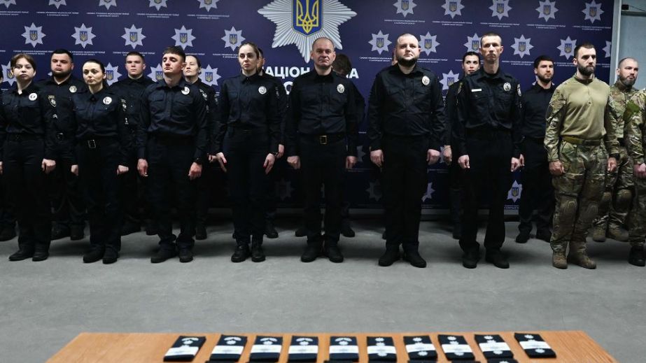 22 запорізьких поліціянта отримали нові погони від генерала Киська