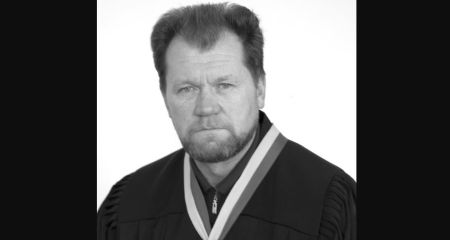 Пішов у засвіти запорізький суддя Василь Приймак