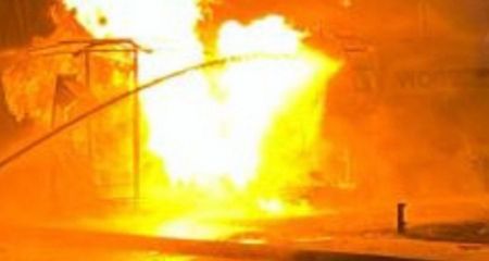 АЗС спалахнула в Запоріжжі від удару дрону