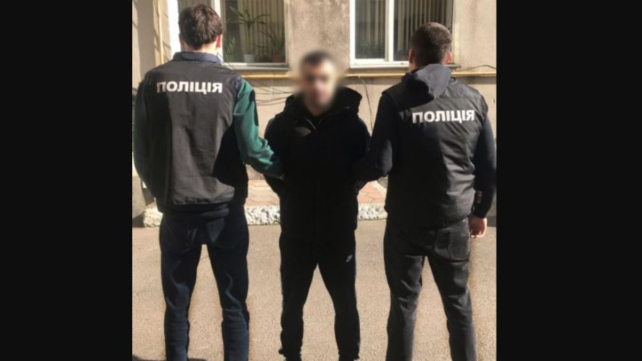 Скоював тяжкі злочини у Запоріжжі, а переховувався у Одесі – подробиці від поліції