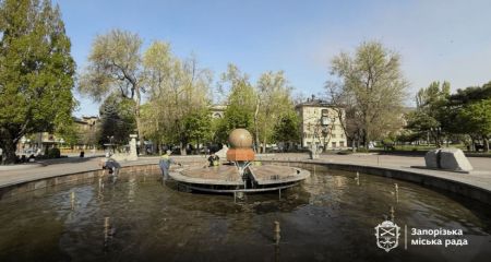 Здивує оновленням головний фонтан Запоріжжя