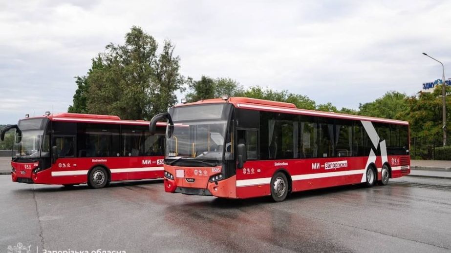10 крупногабаритных автобусов из Европы готовы выйти на маршруты в Запорожье
