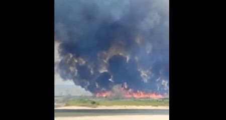 Как горит высохшее Каховское водохранилище под Запорожьем, показали экологи