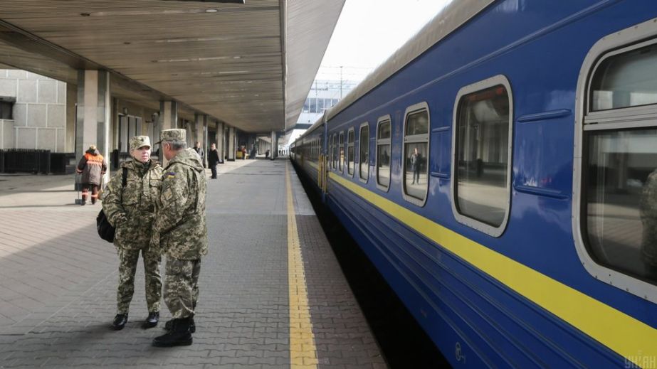На Запорожье: Укрзализныця назвала самый популярный маршрут военных