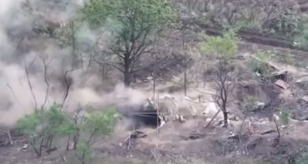 Два ворожі танки спалили на Запорізькому напрямку, – волонтер