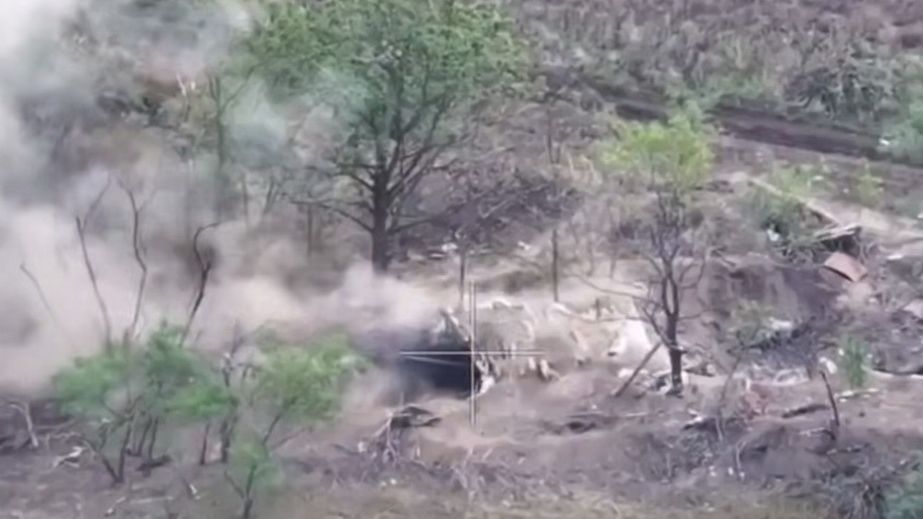 Два ворожі танки спалили на Запорізькому напрямку, – волонтер