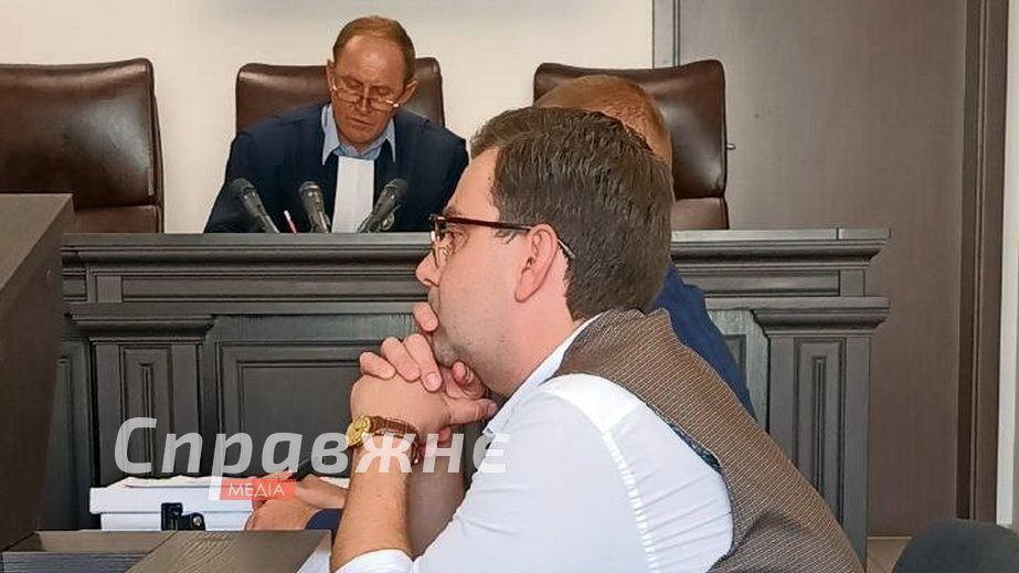 Суд оставил Лысенко на должности в департаменте образования Запорожья