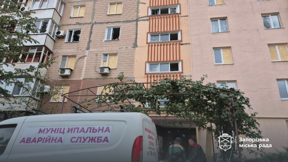 У Запоріжжі відновили частину будинків після масованого обстрілу