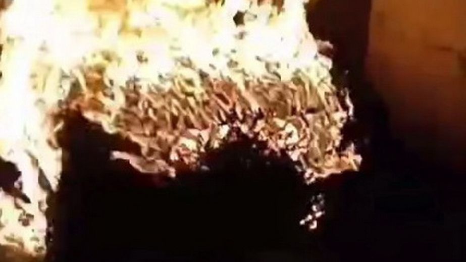 Підпілля спалило військову автівку в тилу окупантів на Запоріжжі – кадри