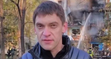 Щонайменше 16 поранених у Запоріжжі: РФ поцілила у багатоповерхівку ракетою