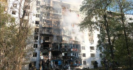 Отстроят ли запорожскую многоэтажку после удара РФ: что известно