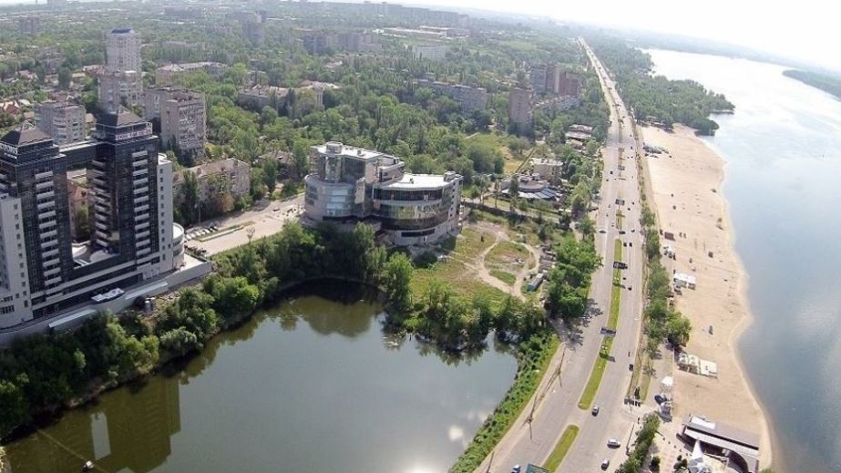 В Запорожье не отменили решение о скоростном режиме на набережной