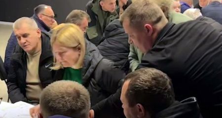 Запорожские педагоги проходят курс по защите Украины: что включает