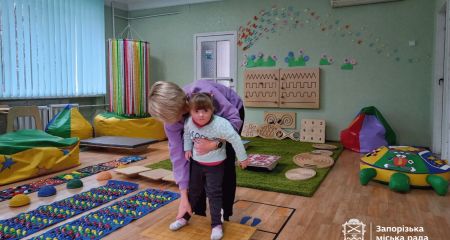 По 2 тыс. грн помощи получат дети-сироты в Запорожье