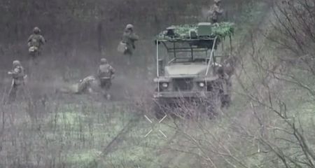 Штурмовики зупинили прорив ворога до Добропілля на Запоріжжі – кадри