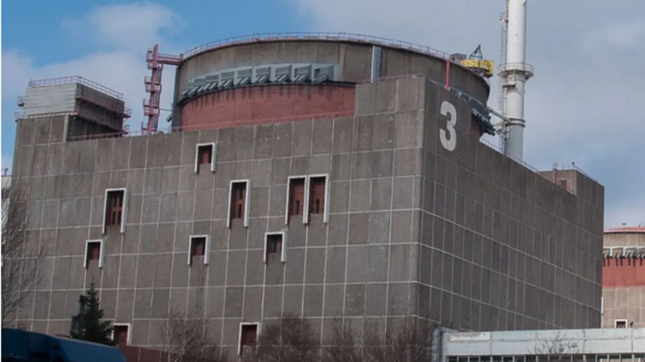 МАГАТЭ заявило об атаках дронов вблизи Запорожской АЭС