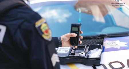 Пьяного водителя с поддельными документами остановили патрульные в Запорожье