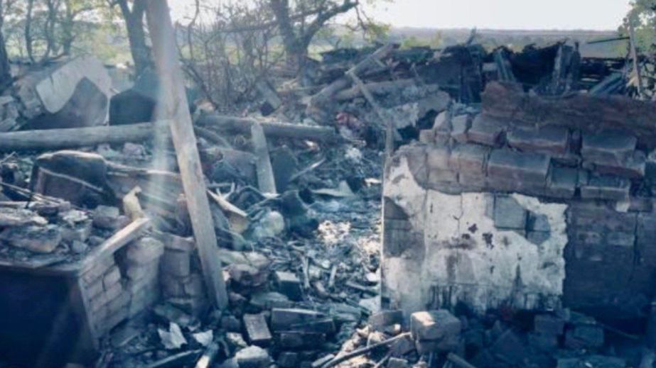 РФ атаковала КАБами Орехов на Запорожье: есть жертва, ранены супруги