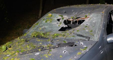 В Запорожье – пожар и повреждения: появились первые кадры последствий обстрела
