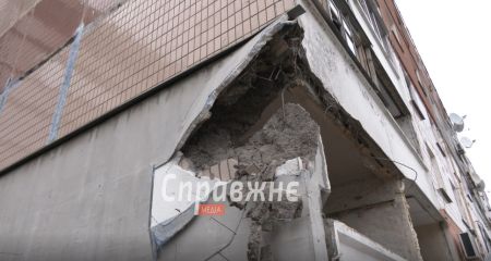 Є загибла і руйнування: окупанти вдарили бомбами по Запорізькому району