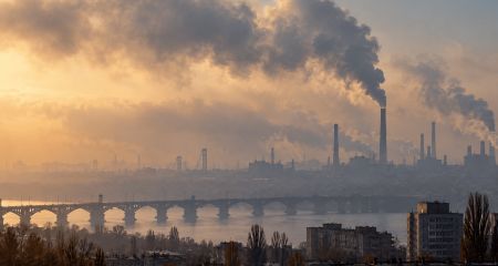 В воздухе Запорожья фенол превышал норму почти в три раза