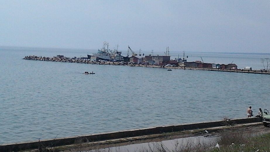 Россия вывозит награбленное через Азовское море, – Плетенчук