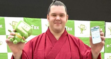 Сумоїст із Запорізької області очолив податкову інспекцію в Японії