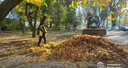 Ремонт тротуарів і ящики з піском: у Запоріжжі готуються до зими