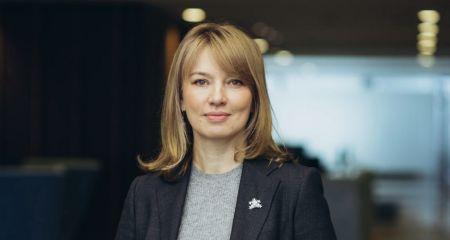 Школьникам – виртуальная валюта, а учителям – реальные доплаты: украинские школы начинают учебный год с новыми возможностями