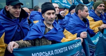 15 морпехов из Бердянска на Запорожье вернулись из плена