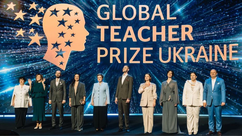 Две запорожские учительницы получили 5 наград Global Teacher Prize