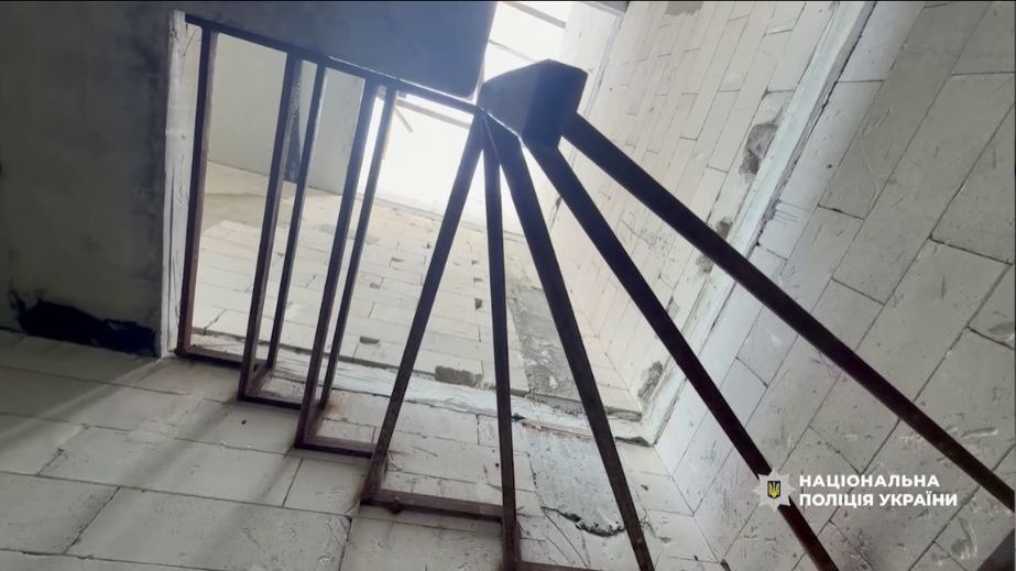 Юных запорожцев призвали не заходить в заброшенные здания