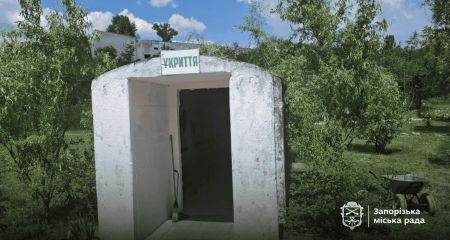 Мунстража помешала стихийной торговле возле укрытия в Запорожье