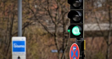 Світлофор і освітлення: масштабні роботи провели в Хортицькому районі Запоріжжя