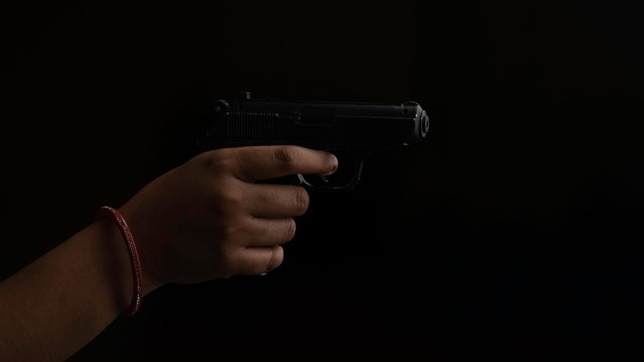 ДБР розслідує застосування зброї поліцейським у Запоріжжі