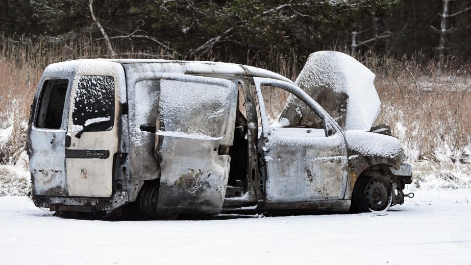 Ворожий FPV поцілив в авто з родиною на Запоріжжі