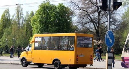 На пять автобусных маршрутов в Запорожье ищут перевозчиков