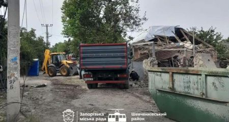 Идет ликвидация последствий российских ударов в Запорожье