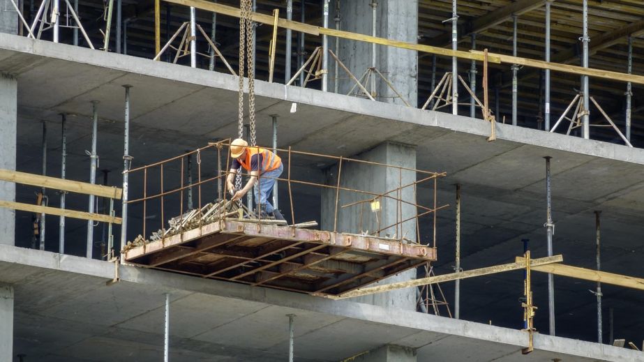 С начала года более тысячи переселенцев нашли работу на Запорожье