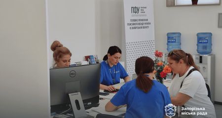 До 25 ветеранов ежедневно получают помощь в "Ветеран ПРО" в Запорожье