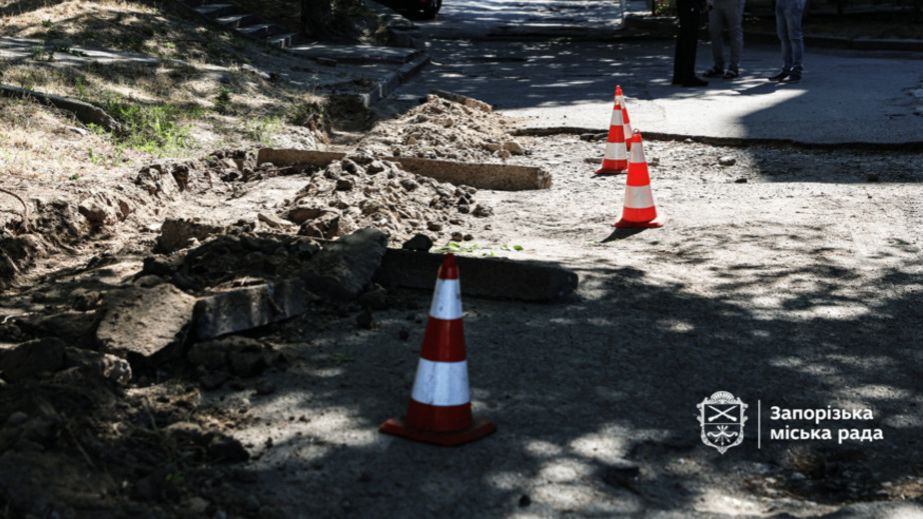 У Дніпровському районі Запоріжжя проводять ремонт внутрішньоквартальної дороги