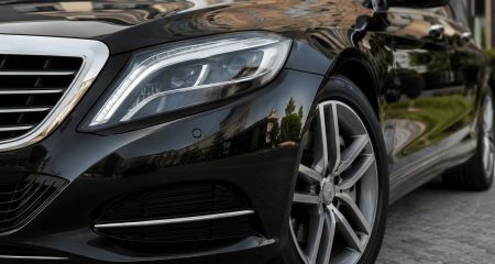 Запорізькі власники елітних авто сплатили майже 3 млн гривень податку