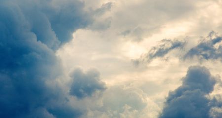 Сильний вітер прогнозують синоптики у Запоріжжі на вихідні