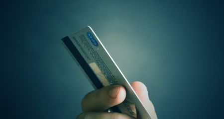 Банківські рахунки почали блокувати на окупованому Запоріжжі: кому саме