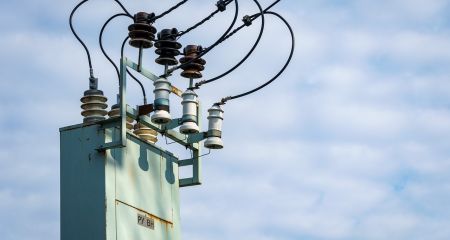 Запорізькі енергетики заживили понад 1 300 абонентів після обстрілів