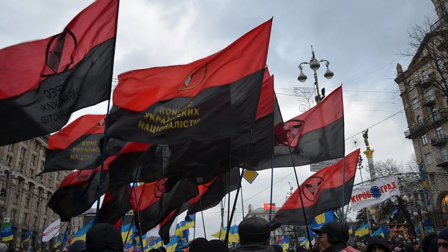 Польські праві казяться не через міфічні "100 тисяч жертв"