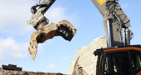 В Запорожье снесут часть поврежденного вражеским дроном общежития